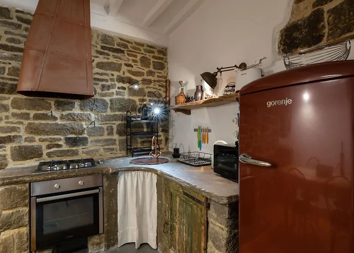 Apartment La Piccina